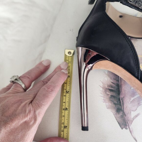 BCBG Maxazria Leather Stiletto Sandals With Cuff Ankle Strap Black Silver Size 9 - Picture 13 of 16